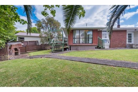 Photo of property in 63 Oreil Avenue, West Harbour, Auckland, 0618