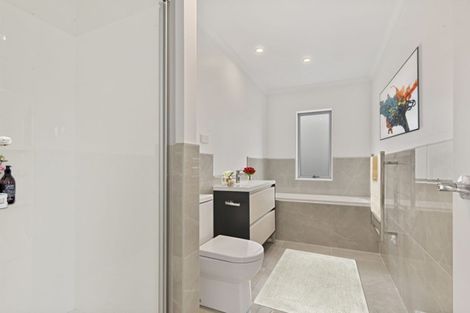 Photo of property in 3 George Mcwhirter Avenue, Massey, Auckland, 0614