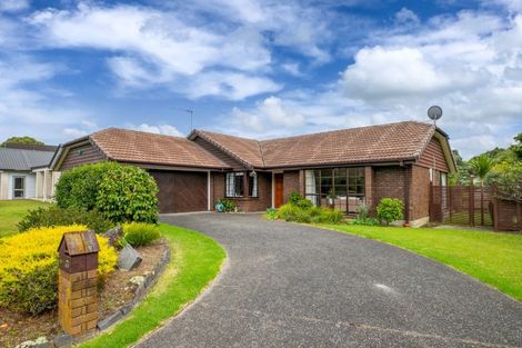 Photo of property in 33 Uppingham Crescent, Hillcrest, Auckland, 0627