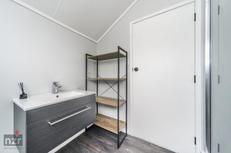 Photo of property in 32 Ferndale Place, Feilding, 4702