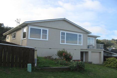 Photo of property in 2 Eskdale Road, Papakowhai, Porirua, 5024