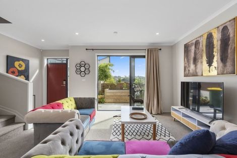 Photo of property in 75 Te Oneroa Way, Long Bay, Auckland, 0630