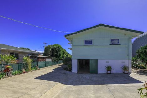 Photo of property in 9 West Crescent, Te Puru, Thames, 3575