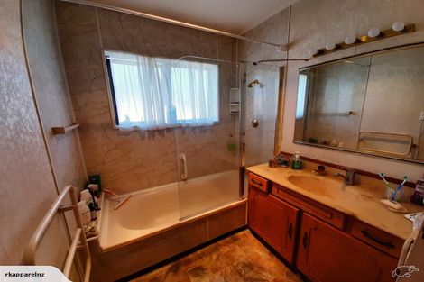 Photo of property in 8 Knightsbridge Place, Dinsdale, Hamilton, 3204