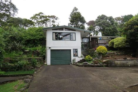 Photo of property in 15 Awanui Street, Merrilands, New Plymouth, 4312