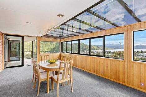 Photo of property in 10 Moana Heights, Waikawa, Picton, 7220