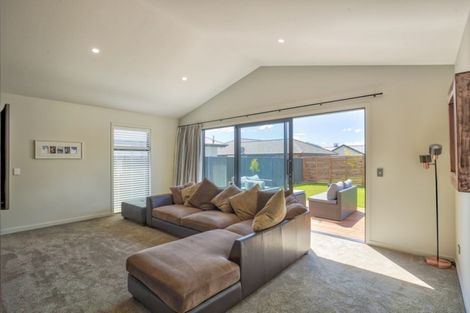 Photo of property in 61 Kelliher Drive, Wanaka, 9305