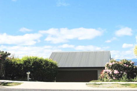 Photo of property in 1/77 Wakeman Road, Acacia Bay, Taupo, 3330