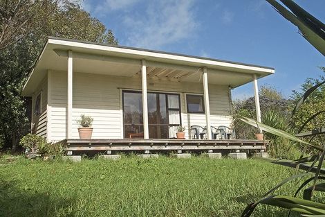 Photo of property in 364 Oneriri Road, Kaiwaka, 0573
