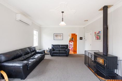 Photo of property in 68 Pahiatua Street, Hokowhitu, Palmerston North, 4410