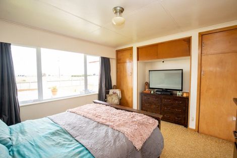 Photo of property in 104 Pipiroa Road, Ngatea, 3503