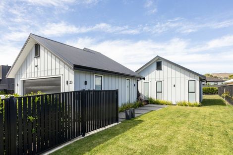 Photo of property in 23 Rich Rise, Havelock North, 4130