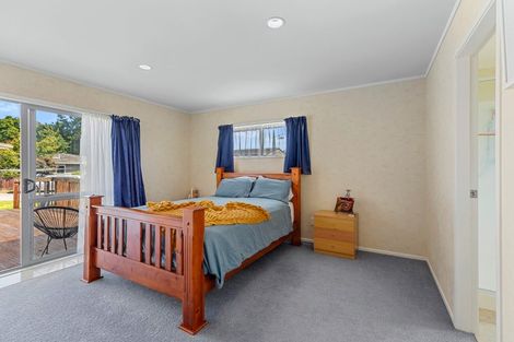 Photo of property in 15 Gilmore Street, Te Puke, 3119