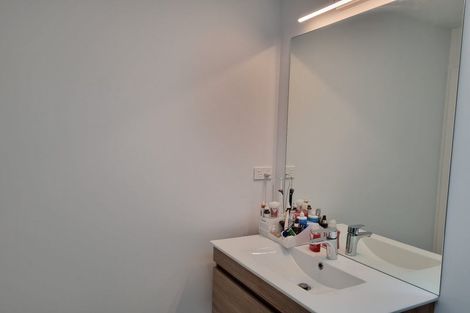 Photo of property in 5 Atutahi Lane, Papamoa Beach, Papamoa, 3118