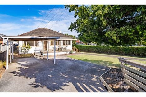 Photo of property in 43 Rogan Street, Mount Roskill, Auckland, 1041