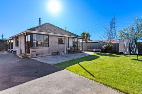 Photo of property in 37 Moffett Street, Islington, Christchurch, 8042