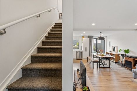 Photo of property in 31 Cessna Crescent, Mangere, Auckland, 2022