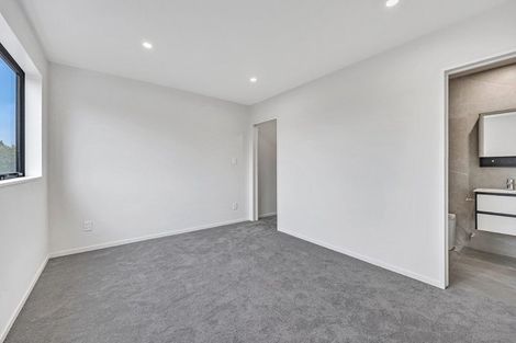 Photo of property in 4/163 Edmonton Road, Te Atatu South, Auckland, 0610