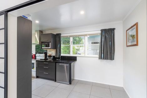 Photo of property in 8 Davis Crescent, Elderslea, Upper Hutt, 5018