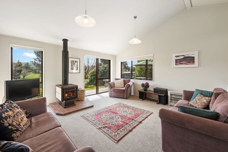 Photo of property in 72 Kinloch Road, Kinloch, Taupo, 3377