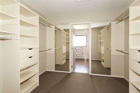 Photo of property in 13 Keating Rise, Northcross, Auckland, 0632