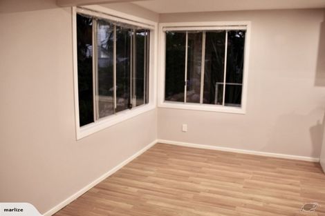 Photo of property in 2/561 Beach Road, Murrays Bay, Auckland, 0630