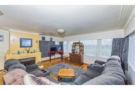 Photo of property in 1/88 Mcannalley Street, Manurewa East, Auckland, 2102