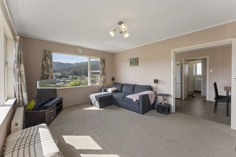 Photo of property in 30 Logie Street, Stokes Valley, Lower Hutt, 5019