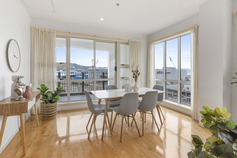 Photo of property in Stadium Garden Flats, 410/107 Thorndon Quay, Pipitea, Wellington, 6011