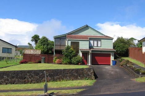 Photo of property in 4 Mckinley Road, Sunnyvale, Auckland, 0612