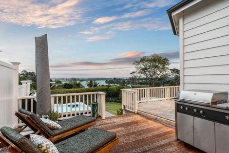 Photo of property in 12 Rame Road, Greenhithe, Auckland, 0632