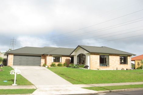 Photo of property in 11 Norman Close, The Gardens, Auckland, 2105