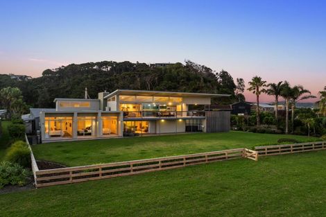 Photo of property in 45 Lincoln Street, Mangawhai Heads, Mangawhai, 0505