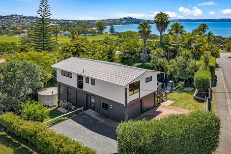 Photo of property in 134 Stanmore Bay Road, Stanmore Bay, Whangaparaoa, 0932
