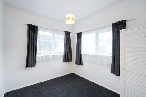 Photo of property in 239 Fitzherbert Avenue, West End, Palmerston North, 4410