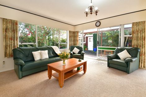 Photo of property in 1/14 Alice Avenue, Orewa, 0931