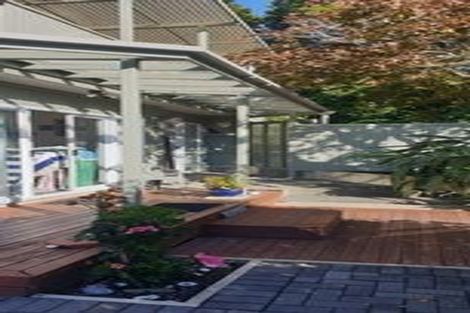 Photo of property in 28 Compton Street, Hillcrest, Auckland, 0627