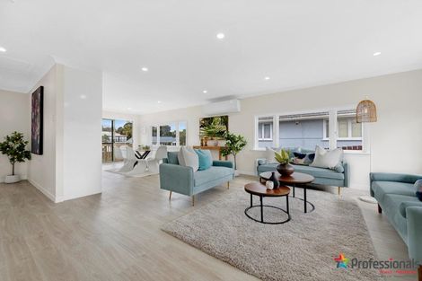 Photo of property in 5 Lane Road, Weymouth, Auckland, 2103