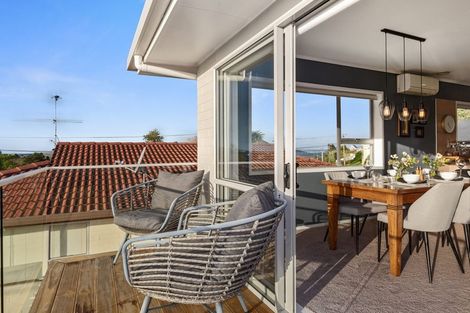 Photo of property in 2/70 Hinemoa Street, Birkenhead, Auckland, 0626