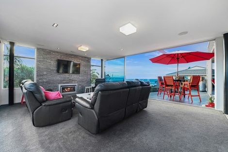 Photo of property in 43a Oceanbeach Road, Mount Maunganui, 3116