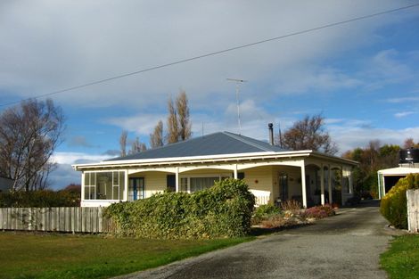 Photo of property in 19 Leicester Street, Hampden, 9410