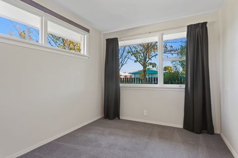 Photo of property in 2 Gloaming Place, Sockburn, Christchurch, 8042