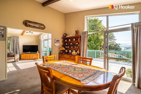 Photo of property in 60 Marion Street, Macandrew Bay, Dunedin, 9014