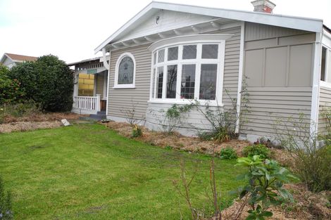 Photo of property in 22 Timaru Road, Waimate, 7924