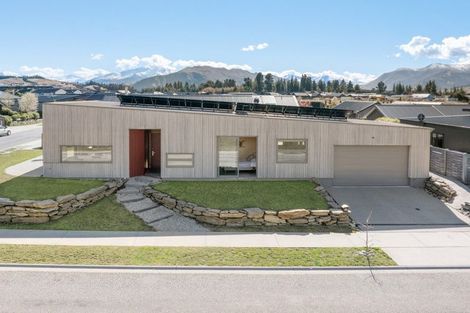 Photo of property in 6 Pounamu Avenue, Albert Town, Wanaka, 9305