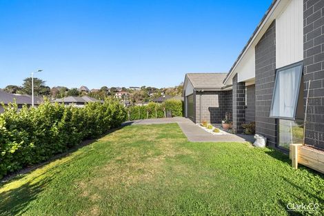 Photo of property in 9 Tide Lane, Whitby, Porirua, 5024