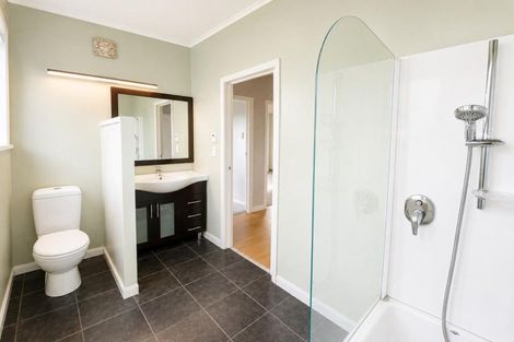 Photo of property in 6 Clovelly Street, Brooklands, New Plymouth, 4310