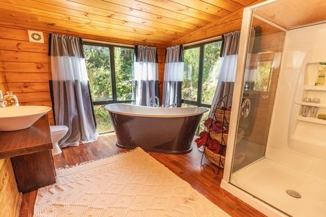 Photo of property in 88 Clifton Road, Kaiata, Greymouth, 7805