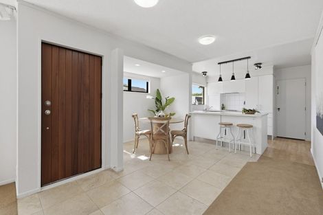 Photo of property in 317b Devonport Road, Tauranga, 3110