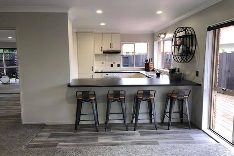 Photo of property in 5 Halcione Close, Flagstaff, Hamilton, 3210